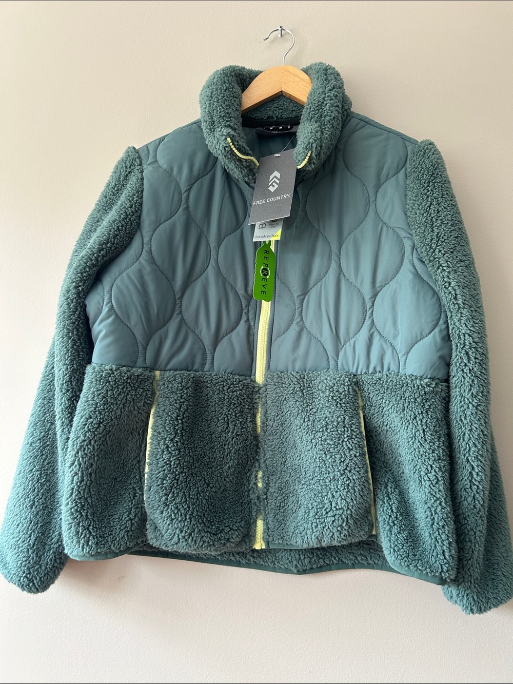 NWT Free Country Quilted Sierra Butter Pile Hybrid Jacket - Picture 2 of 14